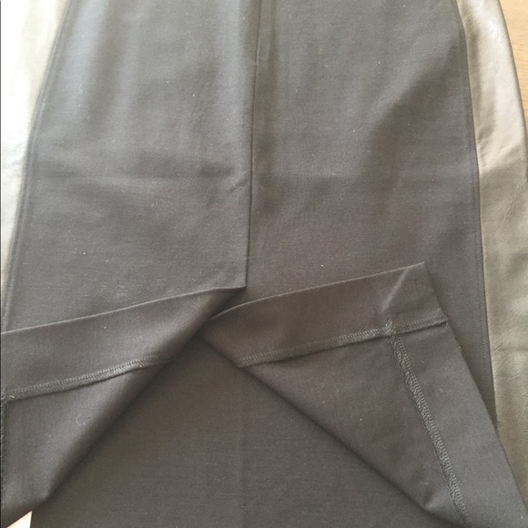 Black midi skirt with faux leather panels - Picture 7 of 11
